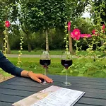 Molengroet 3*