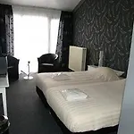 Molengroet Hotel Noord-Scharwoude