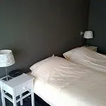 Molengroet 3*
